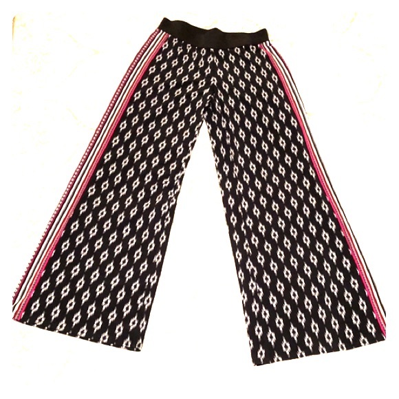 Fun pants - Picture 1 of 1